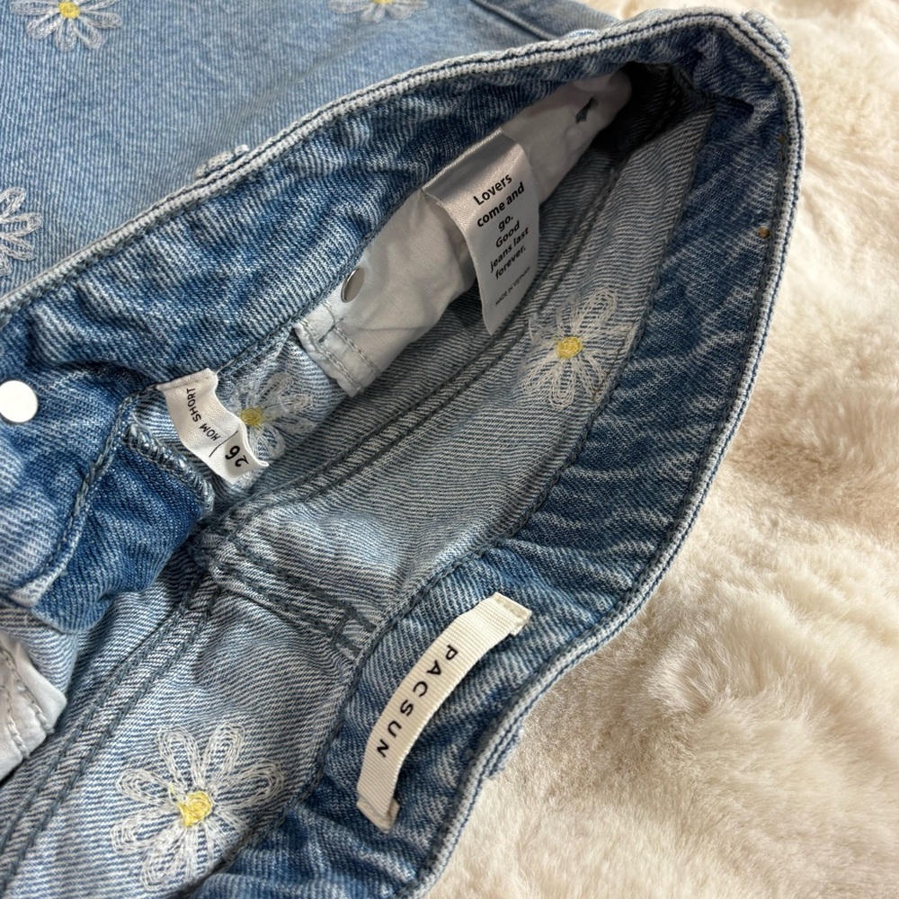 AmericanEagle|Pacsun denim shorts & skinny jean in ripped blue embroider daisy 0 - Picture 6 of 7
